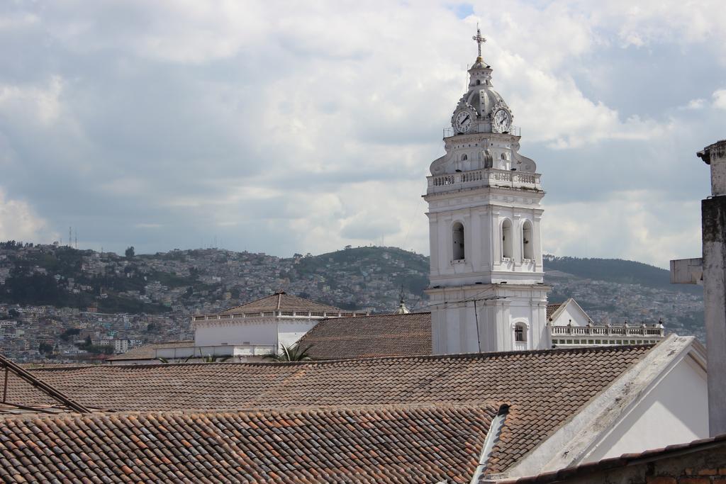 Hotel Hostal Yumbo Imperial Quito Zewnętrze zdjęcie